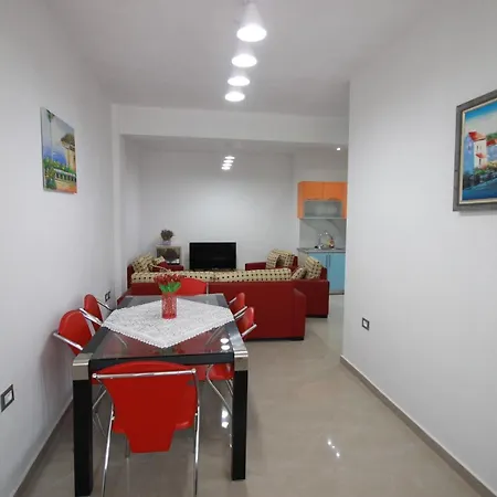 Muko's * Gjirokastra